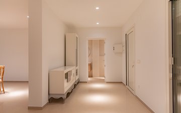 Slajd nieruchomości 48