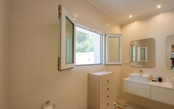 Property slide 35