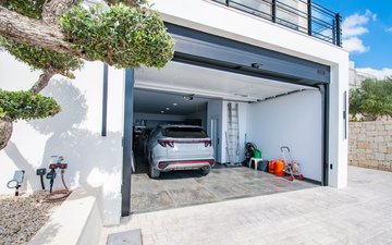 Property slide 31