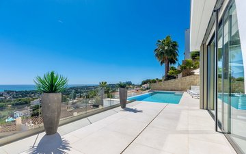Property slide 25