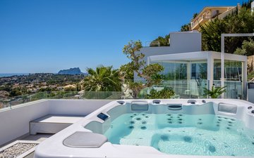 Property slide 32