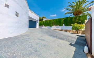 Property slide 30