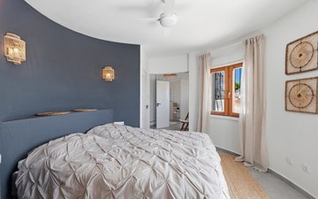 Property slide 47