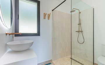 Property slide 40