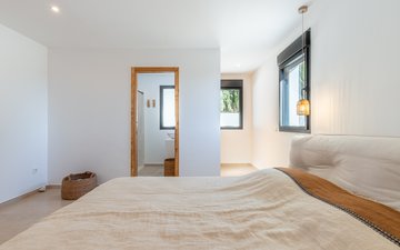 Property slide 38