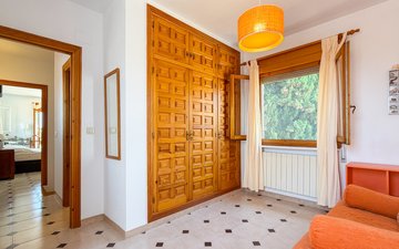 Property slide 35