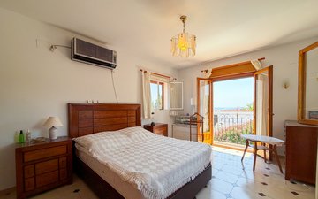 Property slide 31