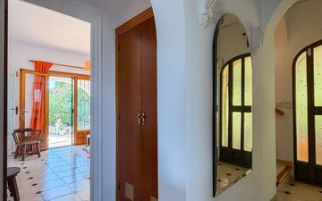 Property slide 20