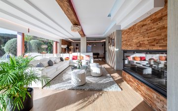 Property slide 10