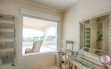 Property slide 43