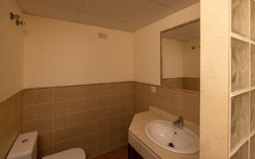 Property slide 28