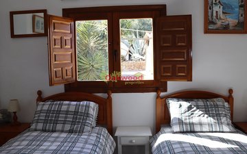 Property slide 25