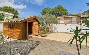 Property slide 31