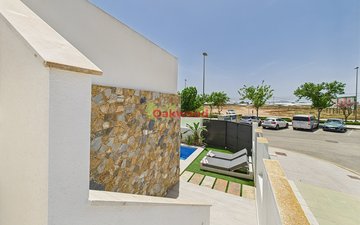 Property slide 32