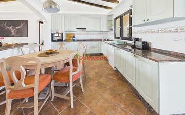 Property slide 18