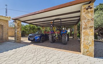 Property slide 50