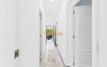 Property slide 20