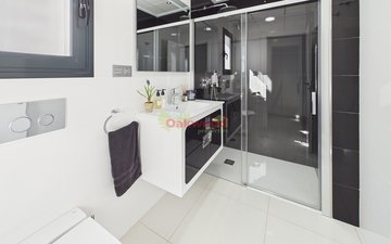 Property slide 21