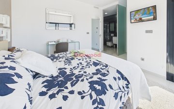 Property slide 10