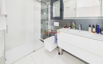Property slide 16