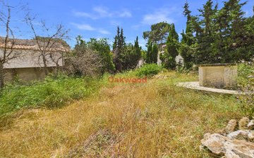 Property slide 20