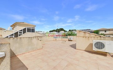 Property slide 32