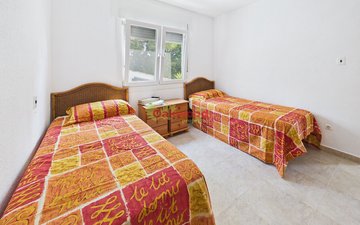 Property slide 11