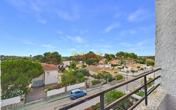 Property slide 28