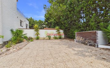 Property slide 34