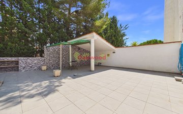 Property slide 30