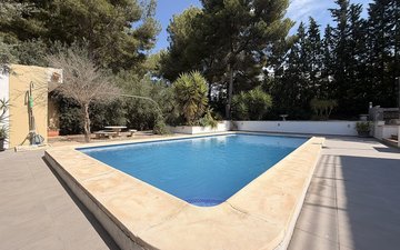 Property slide 47