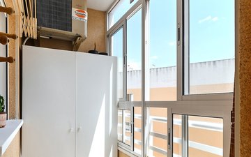 Property slide 24