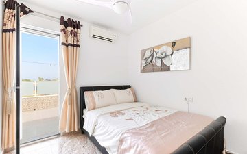 Property slide 34