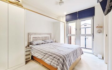 Slajd nieruchomości 16