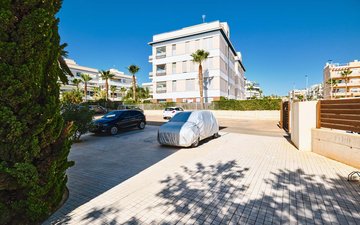 Slajd nieruchomości 36