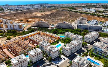 Slajd nieruchomości 44