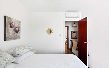 Property slide 25