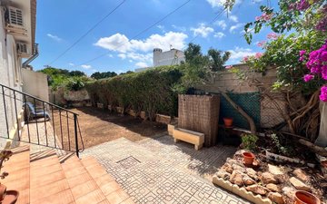 Property slide 28