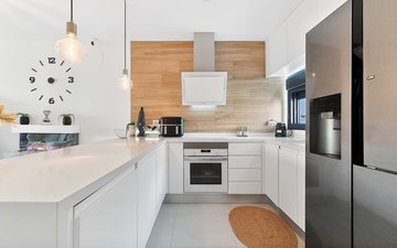 Property slide 18