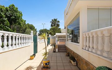 Property slide 50