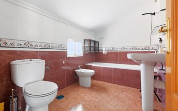 Property slide 33