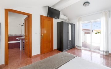 Property slide 35