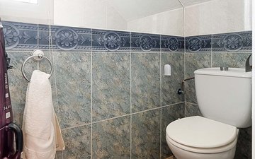 Property slide 17