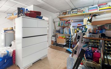 Property slide 42