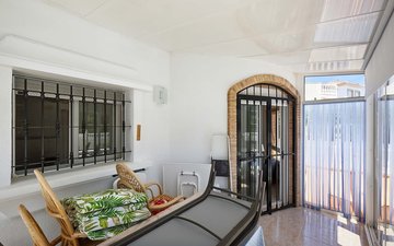 Property slide 44