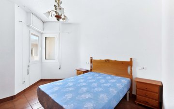 Property slide 16