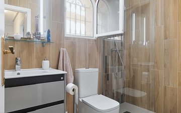 Property slide 24