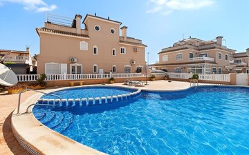 Property slide 50