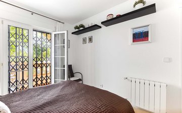 Property slide 25