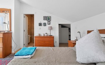 Property slide 33